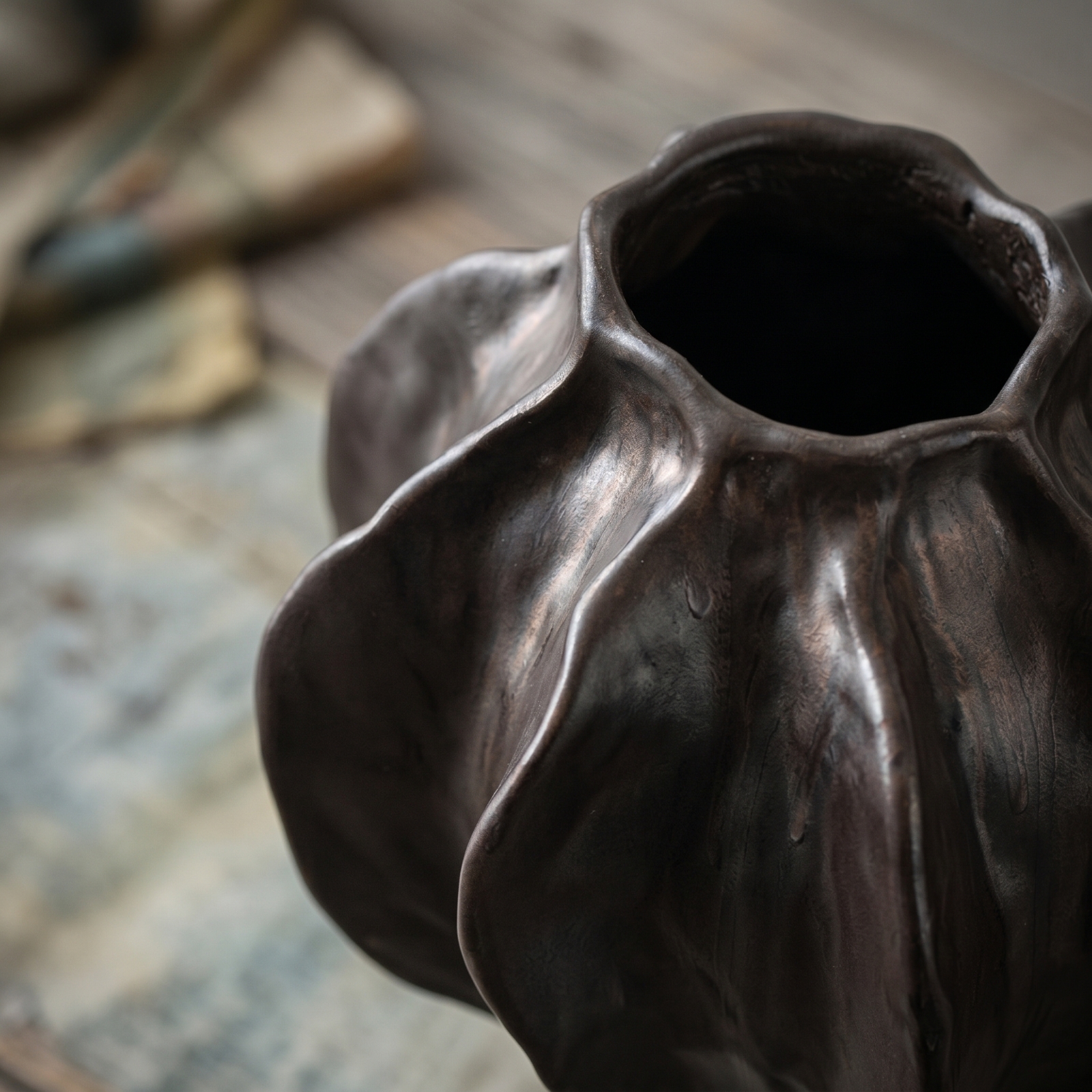 Resin Art Table Top - Vase with Wide Opening Glossy Decorative