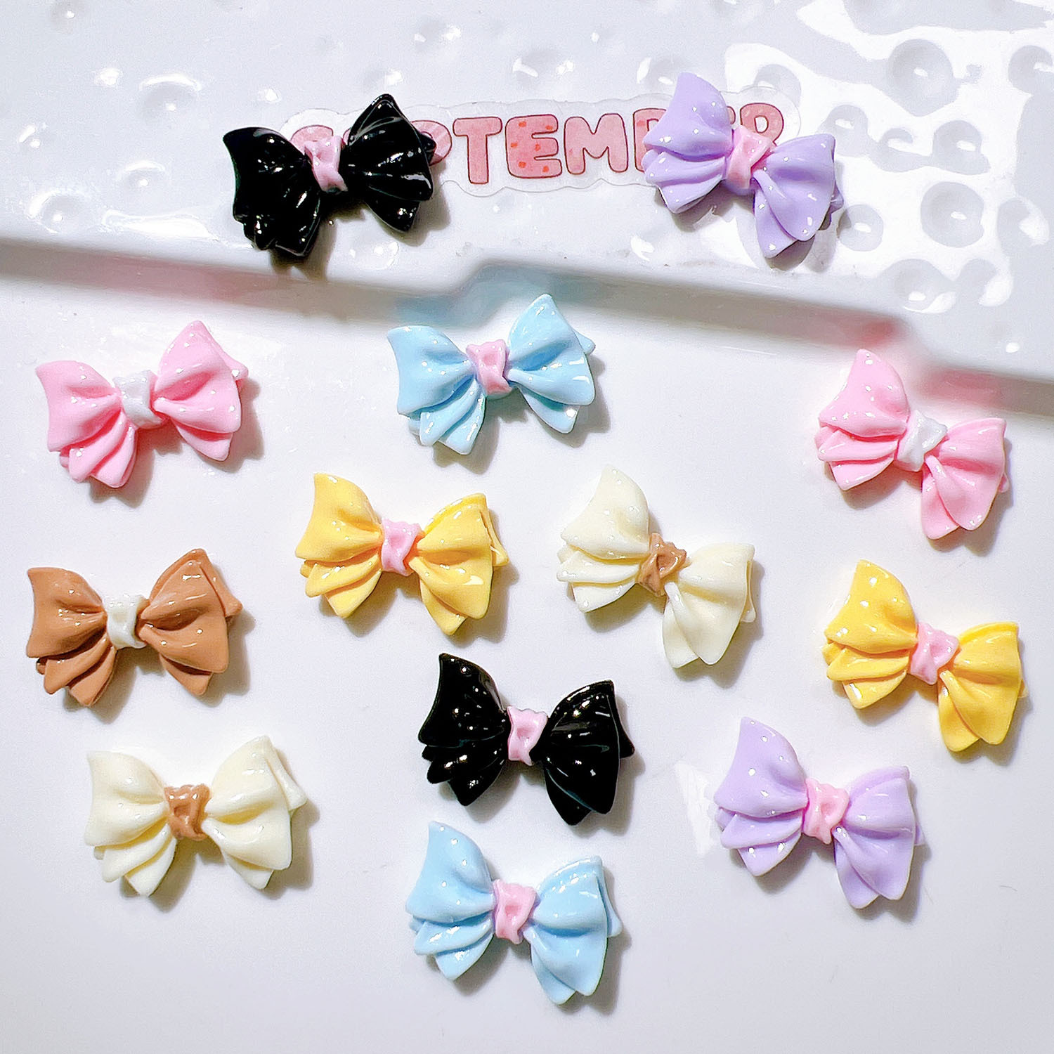 10-30Pcs Color Glossy Bowknot  - Resin Art Earrings Material avis et prix