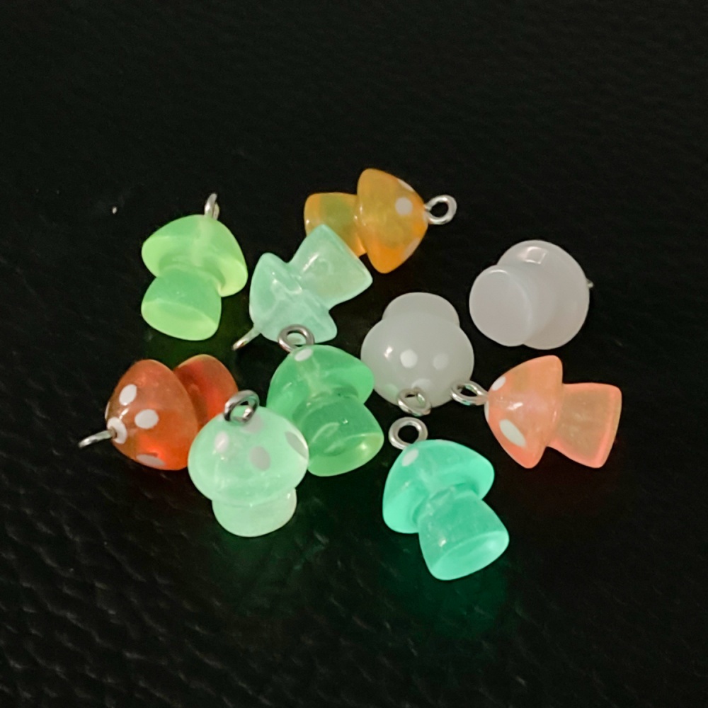 16pcs Luminous Mushroom Charms - Resin Art Notes avis et prix